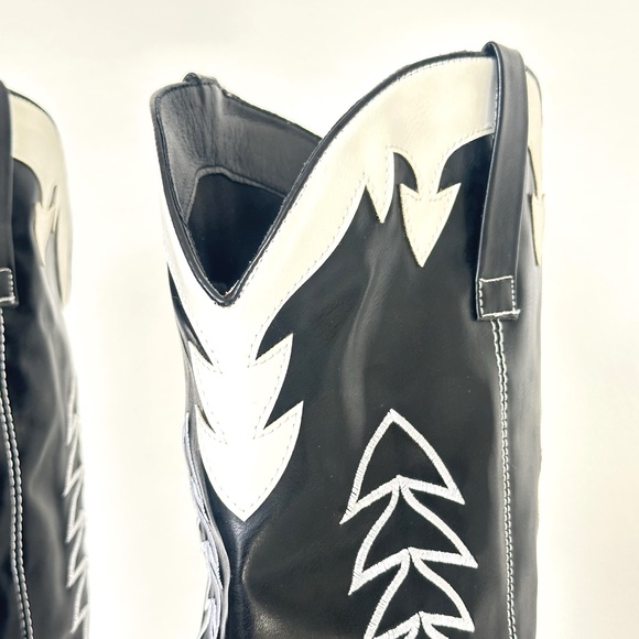 SHEIN Monochrome Over the Knee Boots - Picture 7 of 11